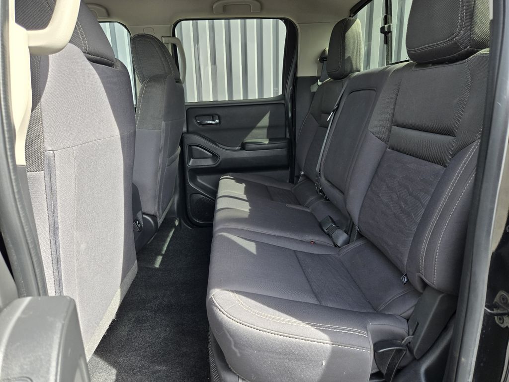 2023 Nissan Frontier