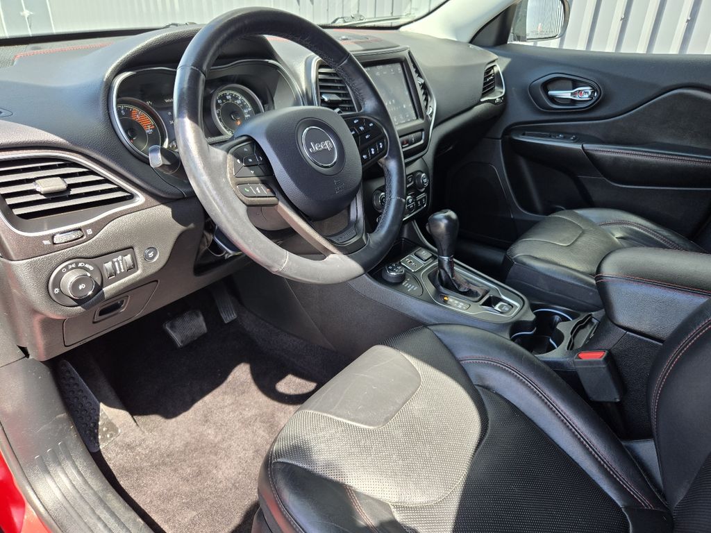 2019 Jeep Cherokee