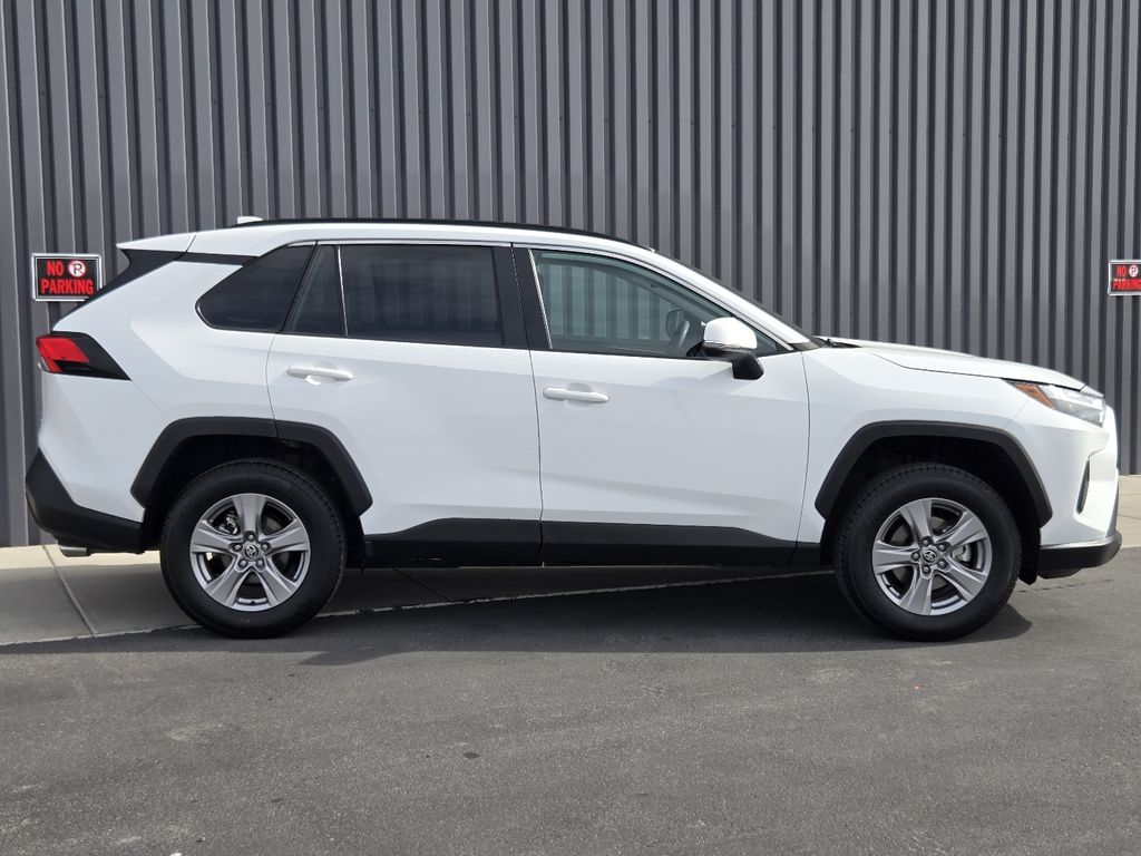 2024 Toyota RAV4