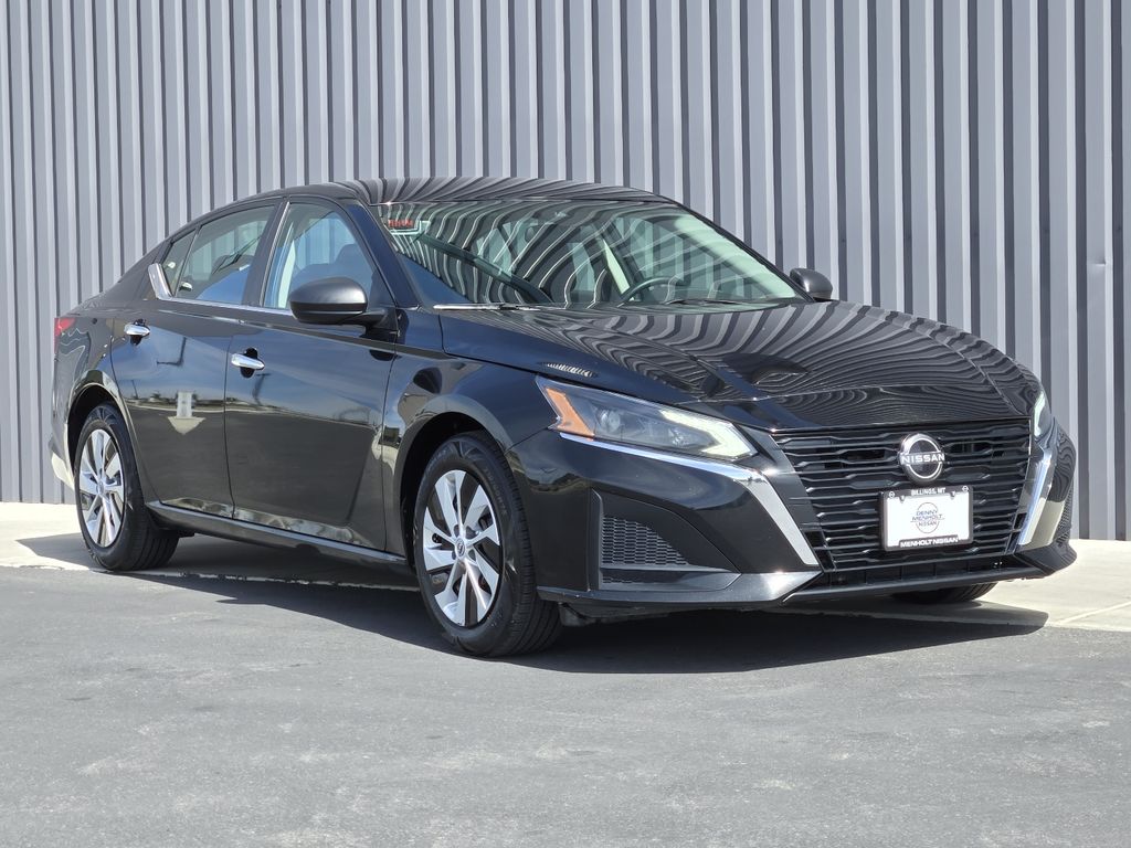 Used 2024 Nissan Altima 2.5 S Cars