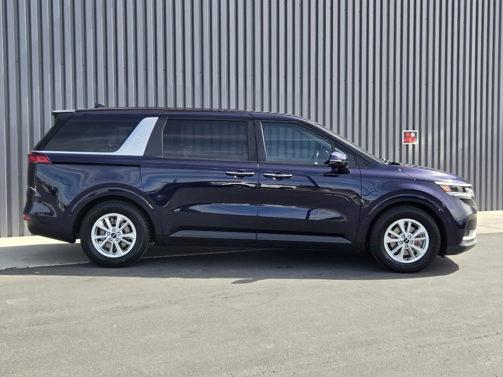 2022 Kia Carnival