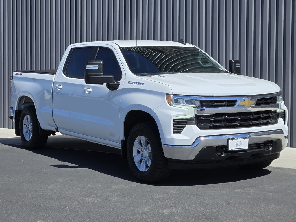 Used 2022 Chevrolet Silverado 1500 LT Trucks
