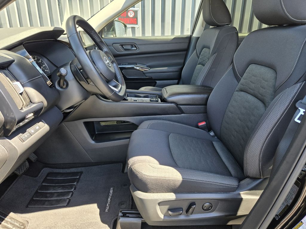 2025 Nissan Pathfinder