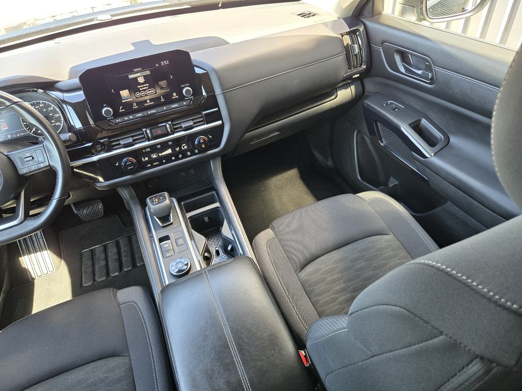 2025 Nissan Pathfinder