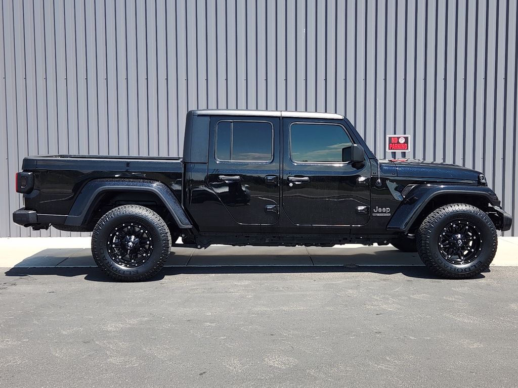 2021 Jeep Gladiator