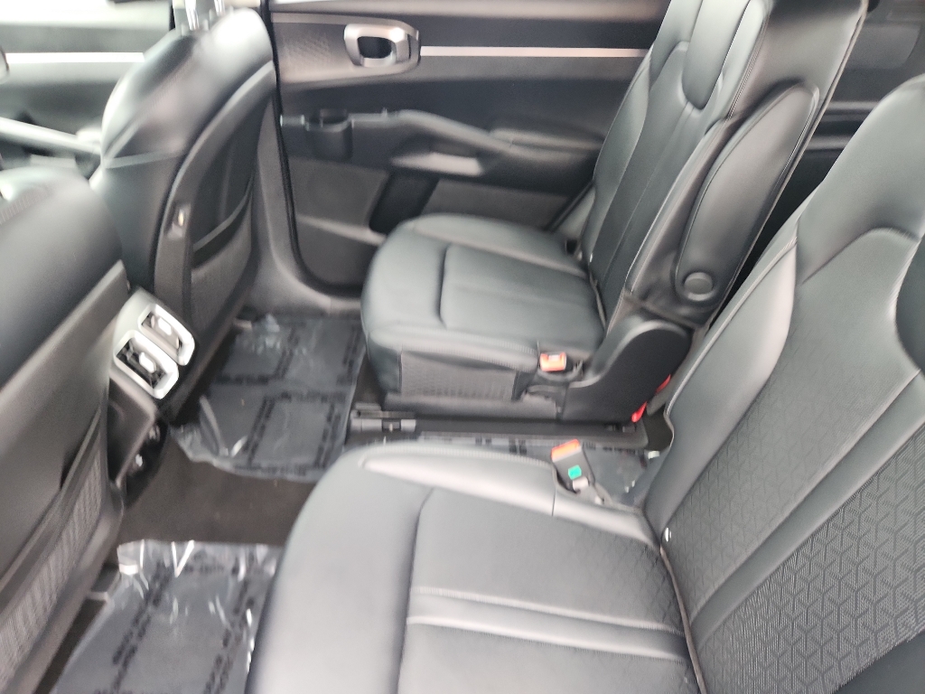 2023 Kia Sorento Hybrid