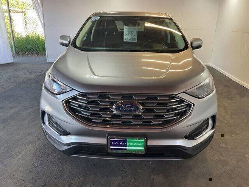 2022 Ford Edge