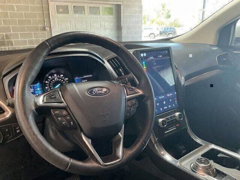 2022 Ford Edge