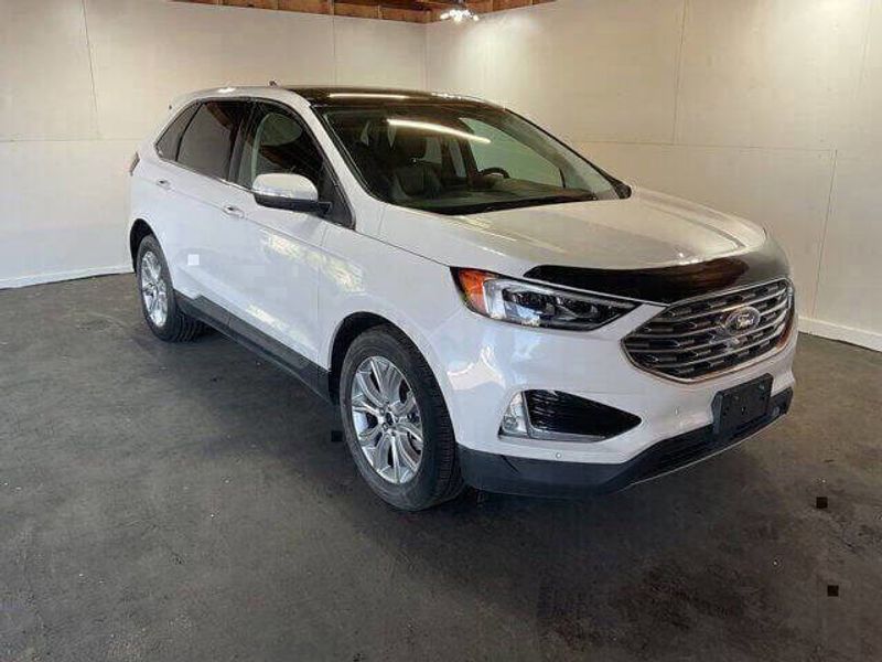 2022 Ford Edge