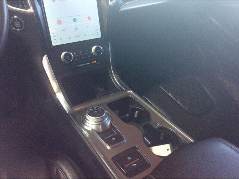 2023 Ford Edge