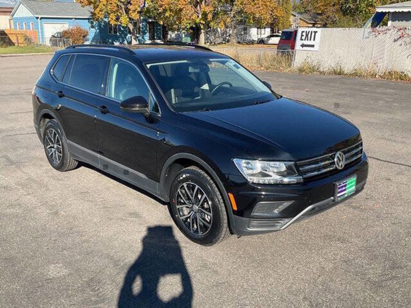 Used 2021 Volkswagen Tiguan SE SUVs
