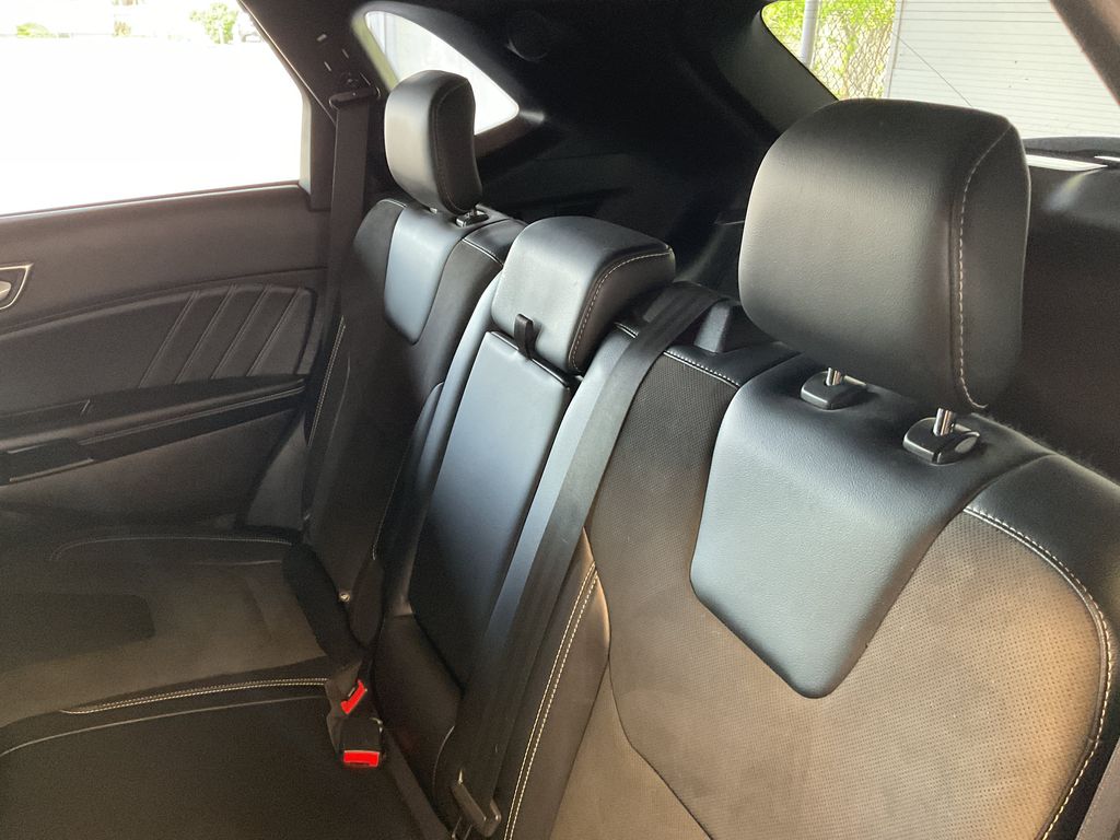 2019 Ford Edge