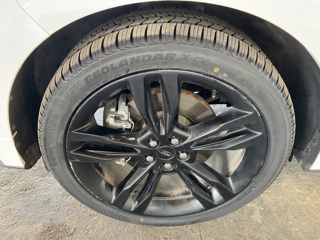 2019 Ford Edge
