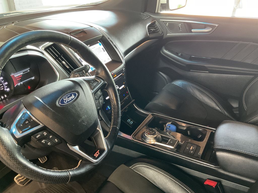 2019 Ford Edge