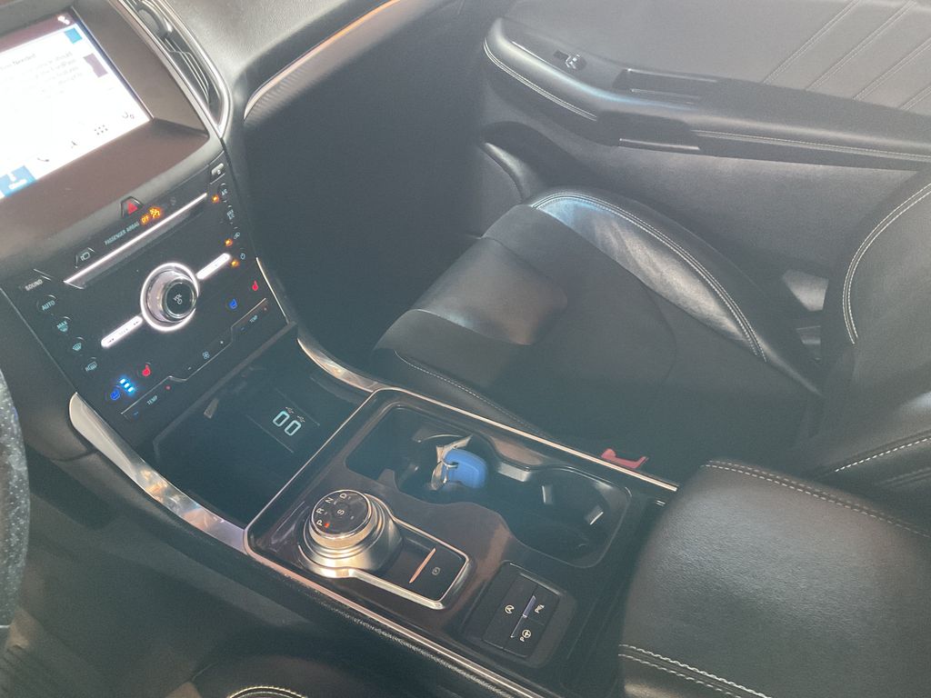 2019 Ford Edge