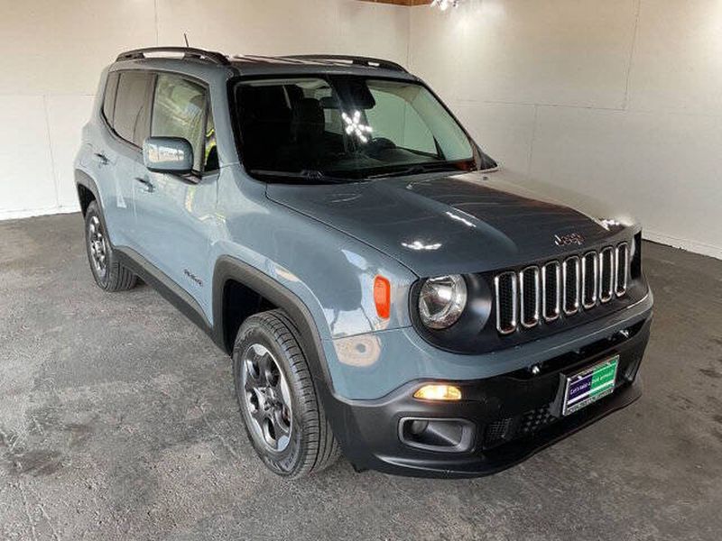 Used 2017 Jeep Renegade Latitude SUVs