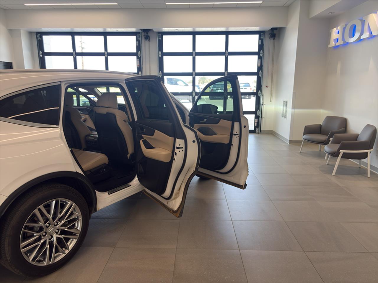 2023 Acura MDX