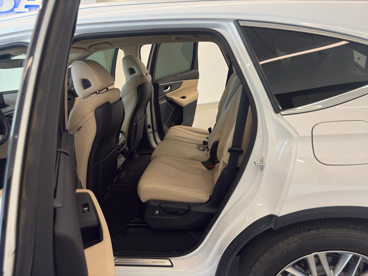 2023 Acura MDX