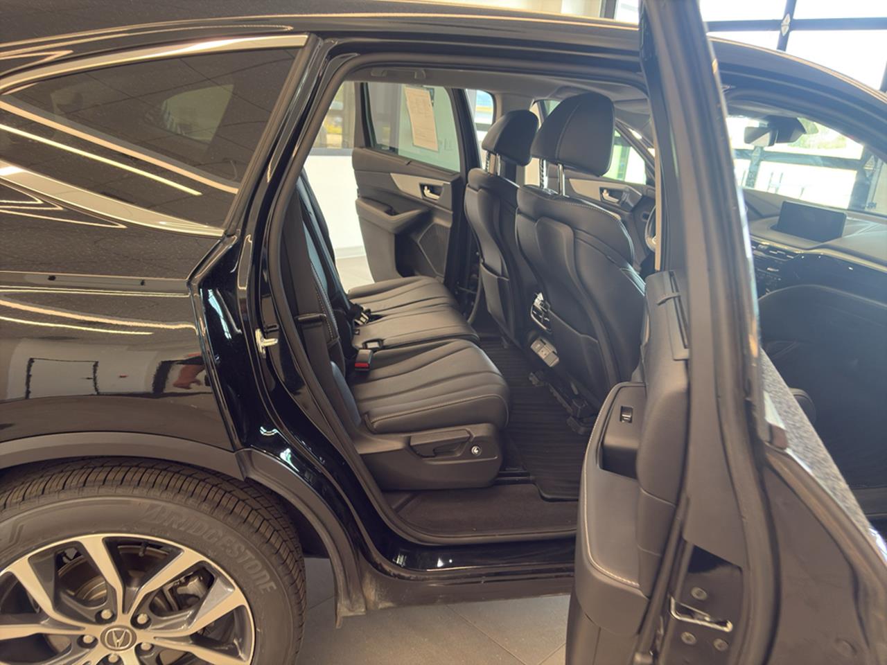 2023 Acura MDX