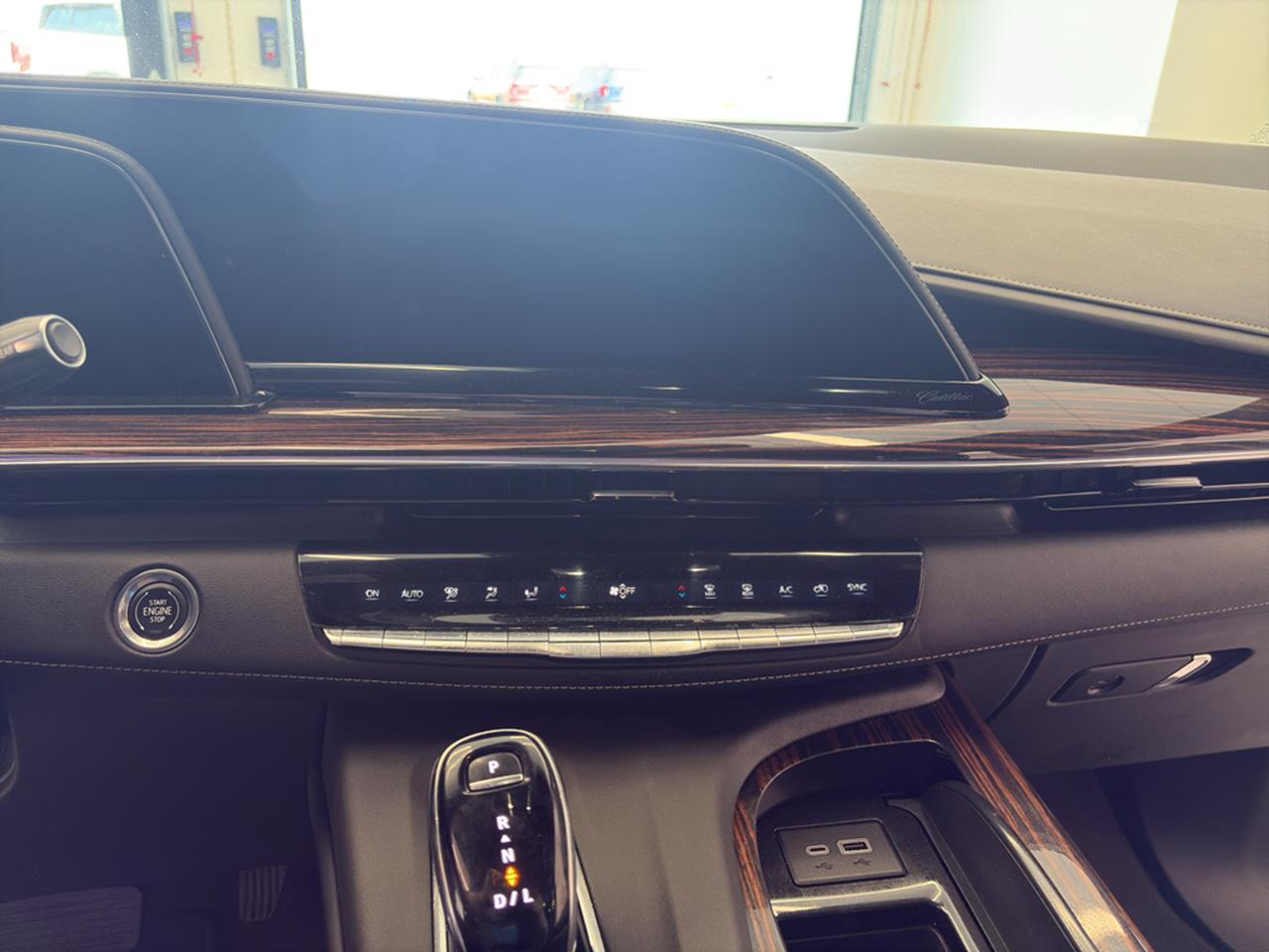 2023 Cadillac Escalade ESV