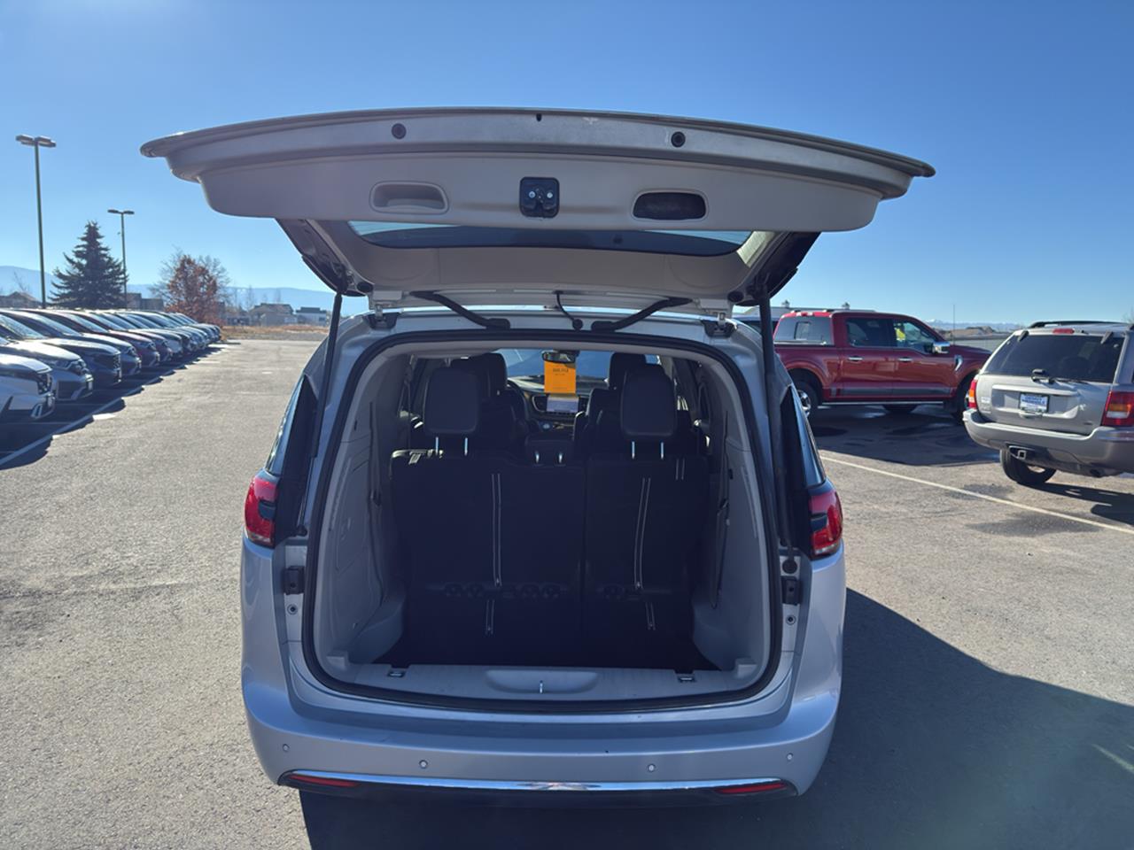 2024 Chrysler Pacifica