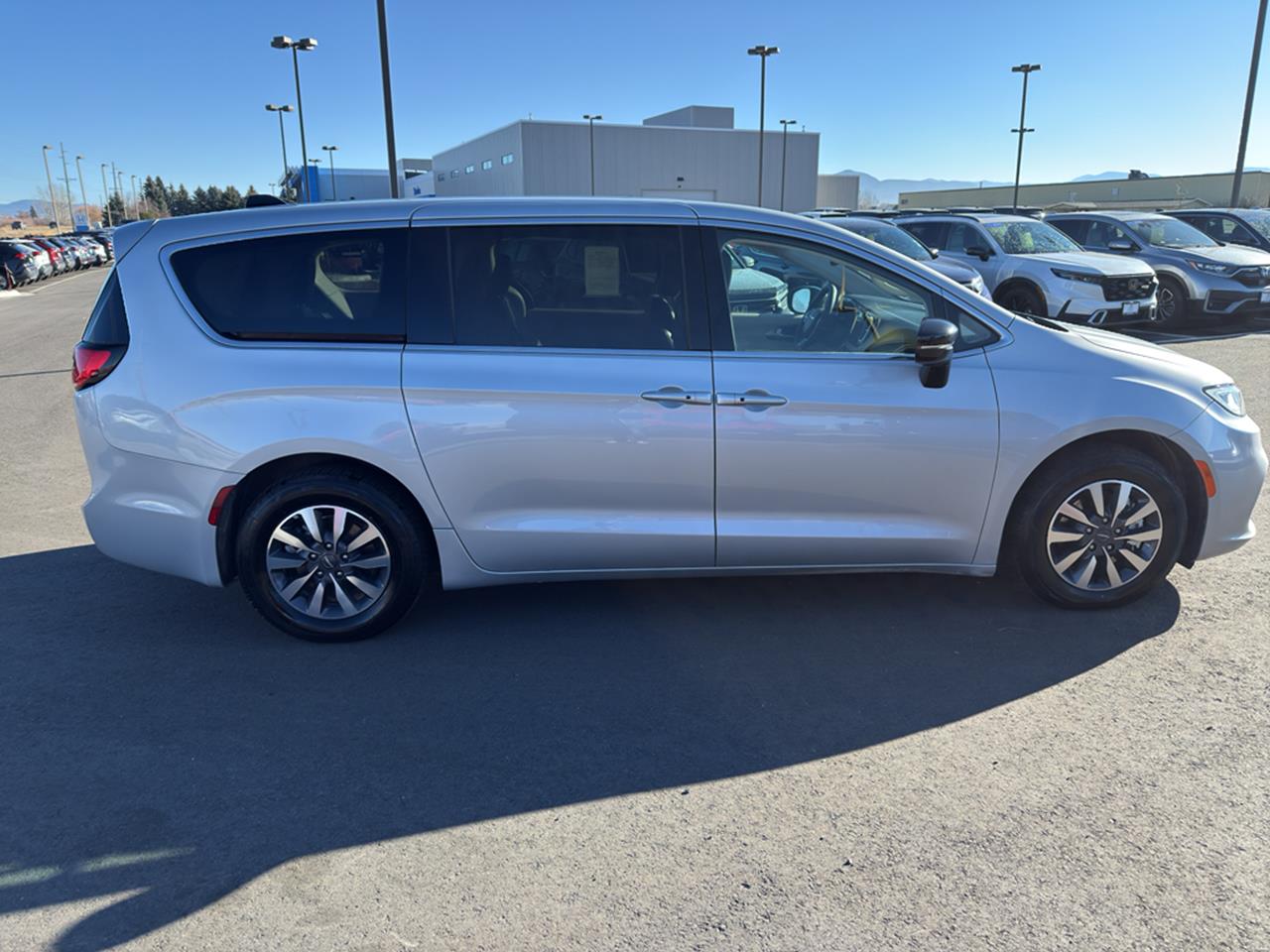 2024 Chrysler Pacifica