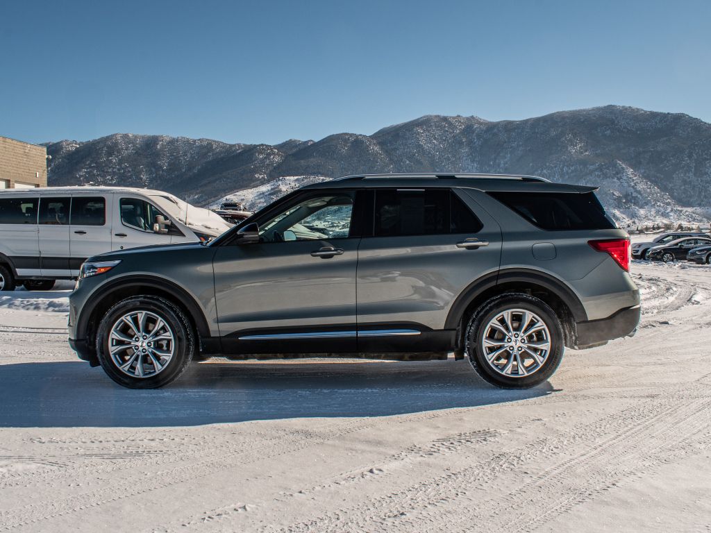 2020 Ford Explorer