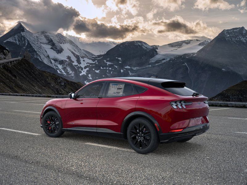 2025 Ford Mustang Mach-E