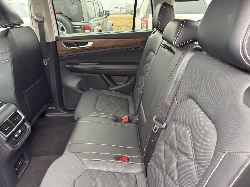 2025 Volkswagen Atlas