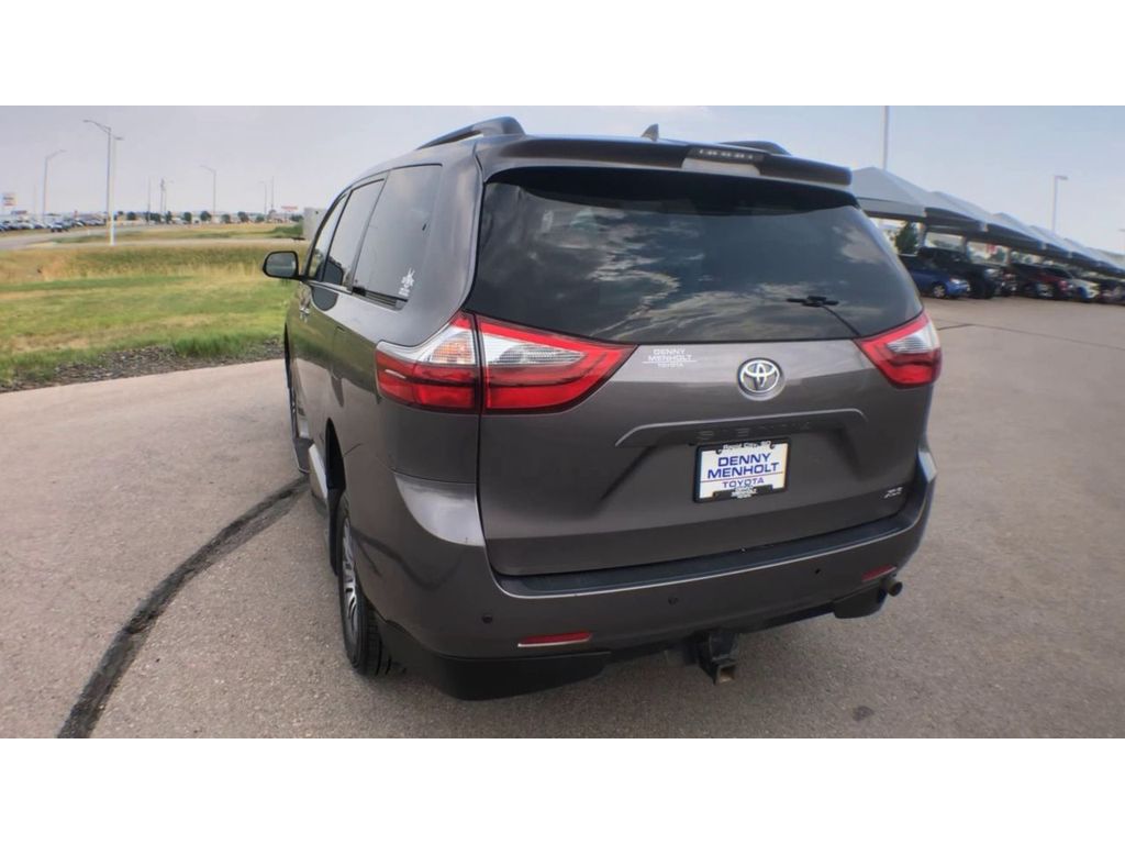 2020 Toyota Sienna