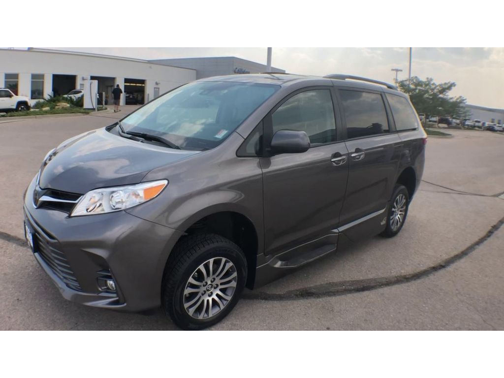 2020 Toyota Sienna