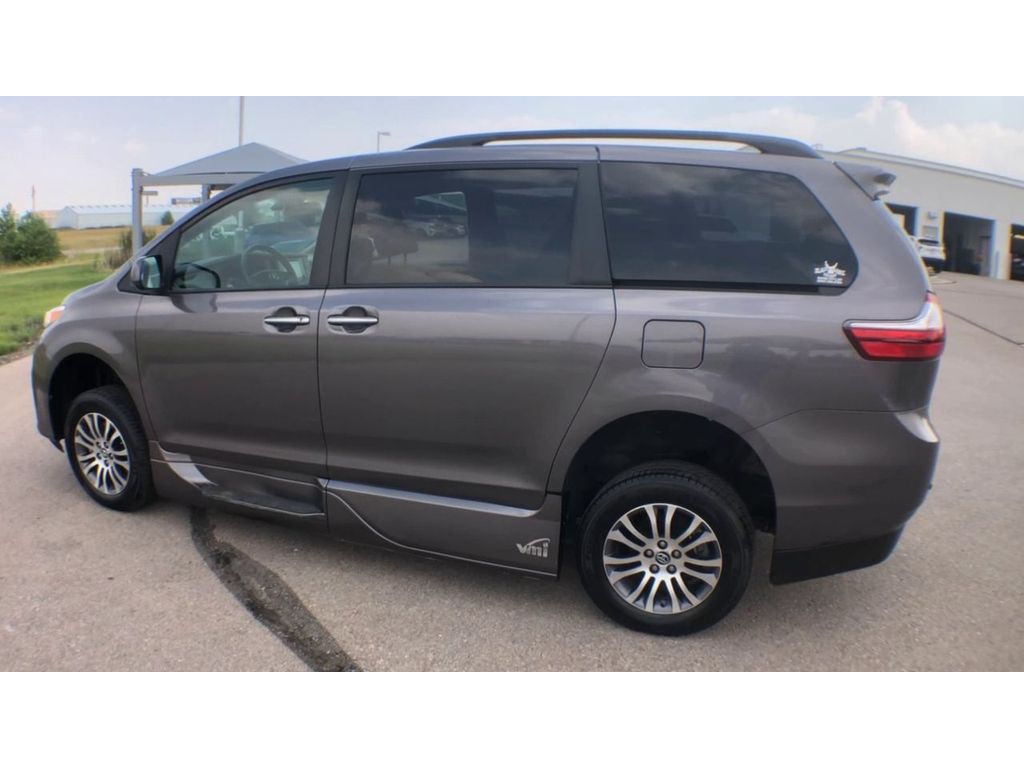 2020 Toyota Sienna