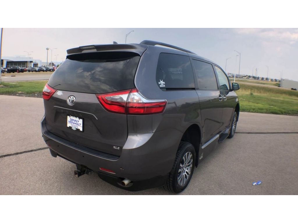 2020 Toyota Sienna