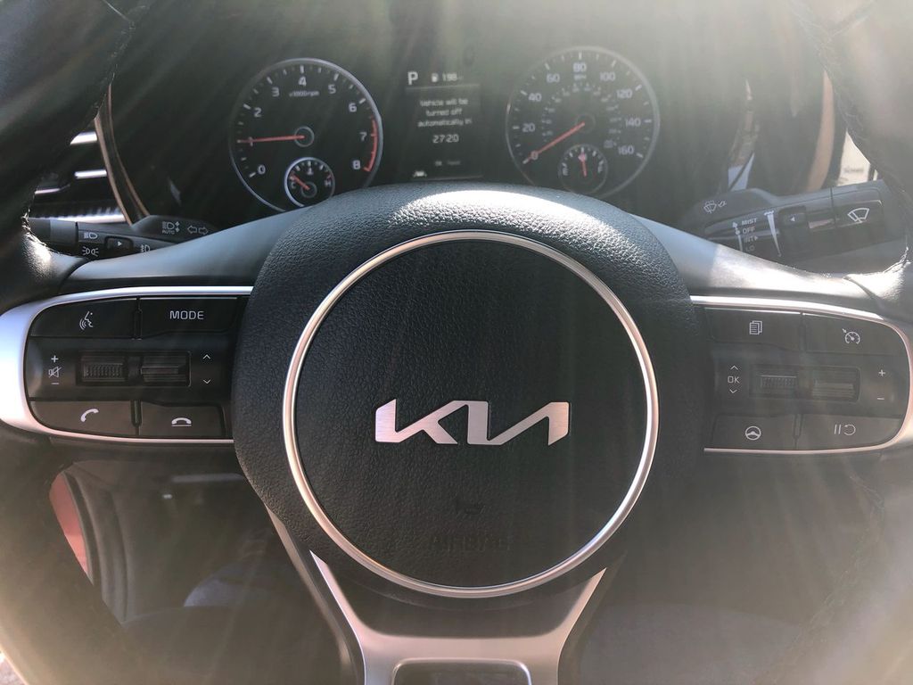 2022 Kia K5