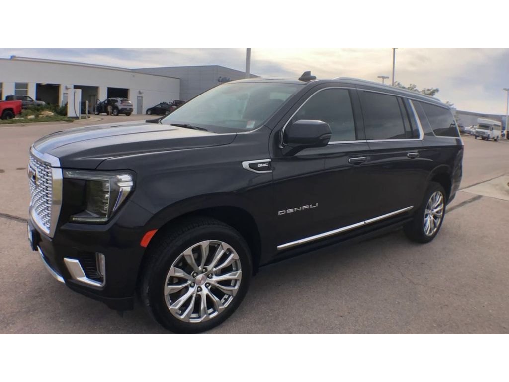 2023 GMC Yukon XL