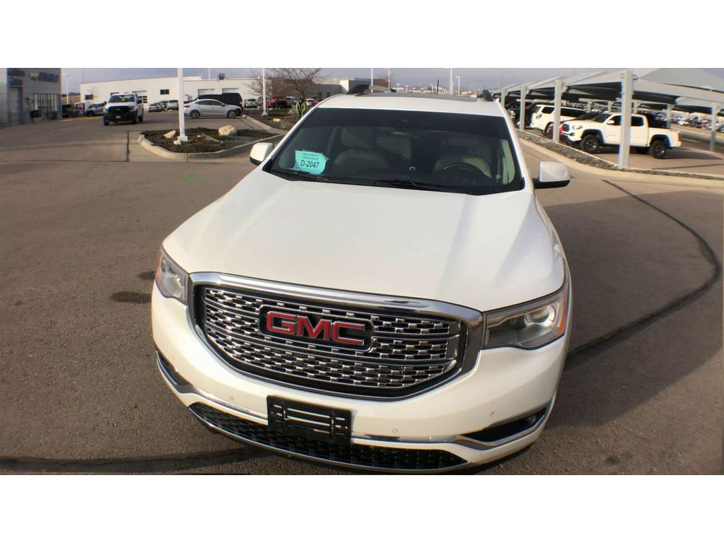 2017 GMC Acadia