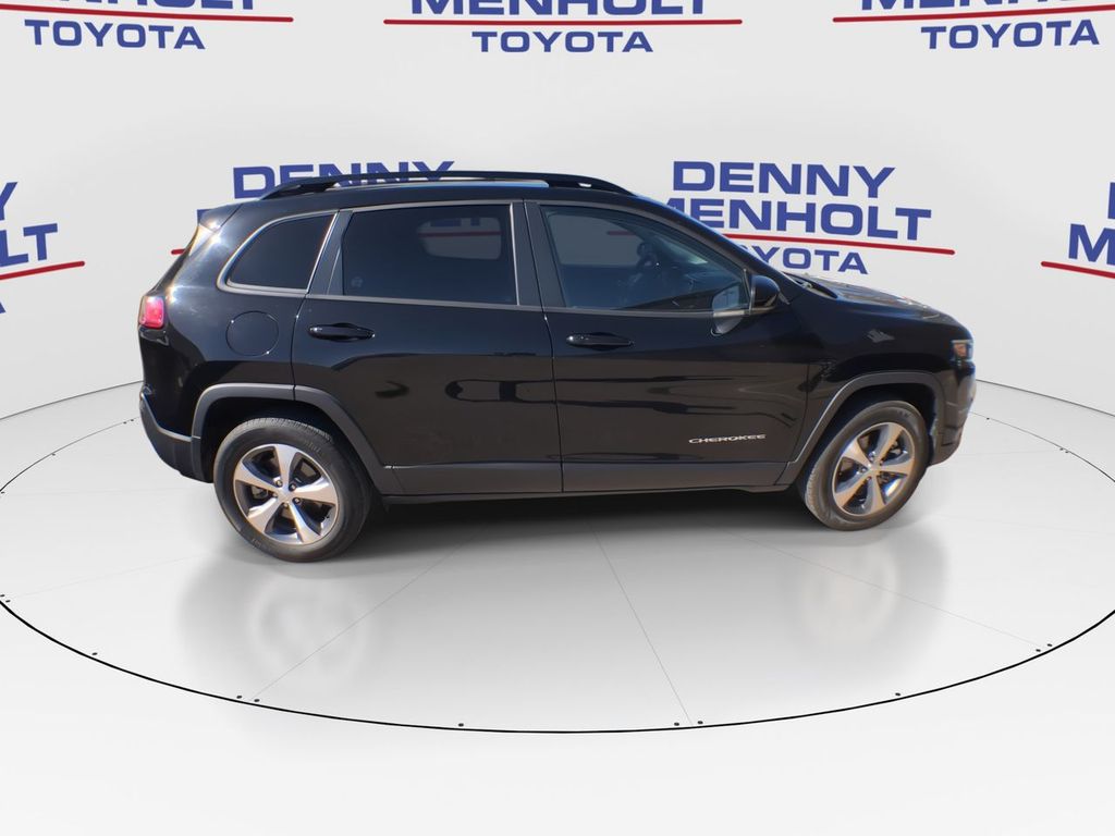 2022 Jeep Cherokee