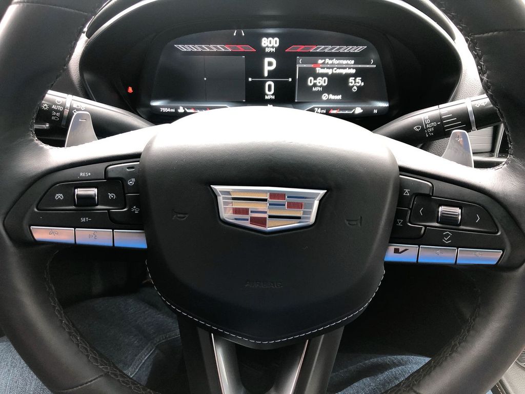 2022 Cadillac CT4