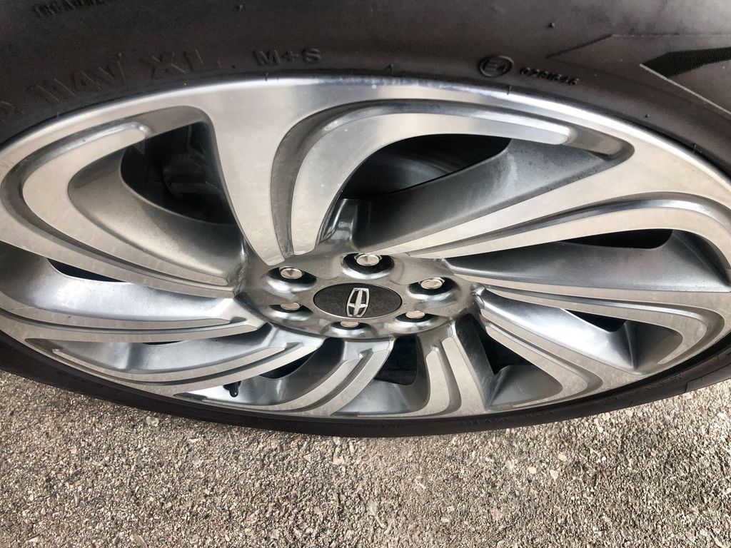 2023 Lincoln Navigator L