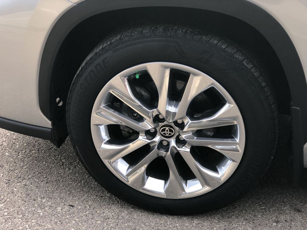 2024 Toyota Highlander