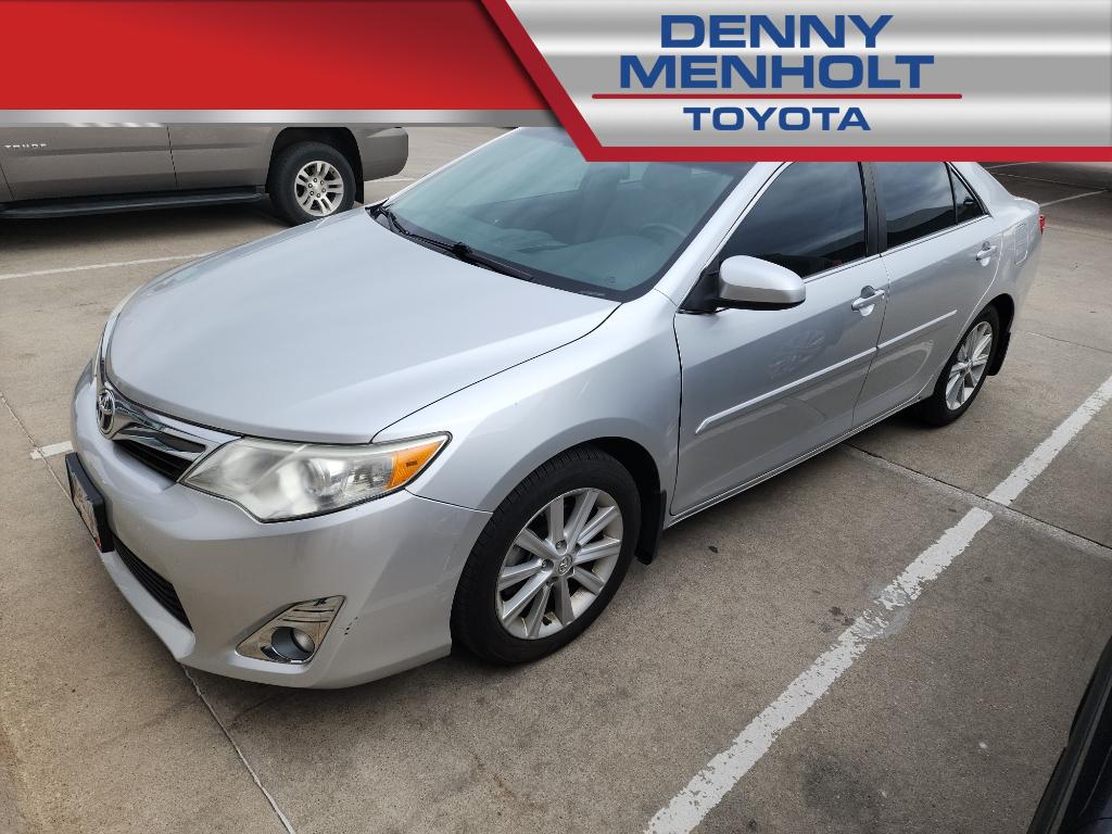 Used 2014 Toyota Camry XLE Cars