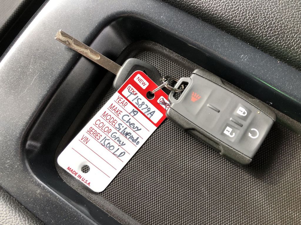 2019 Chevrolet Silverado LD