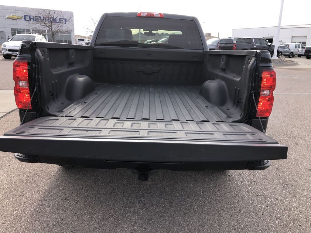 2019 Chevrolet Silverado LD