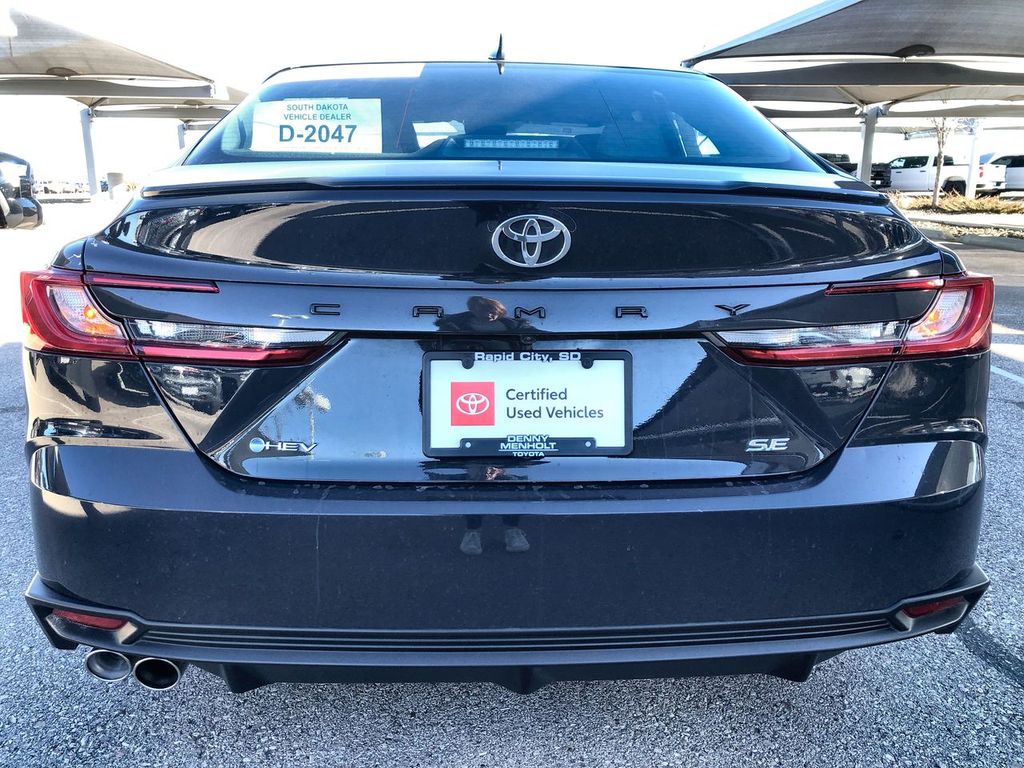 2025 Toyota Camry Hybrid