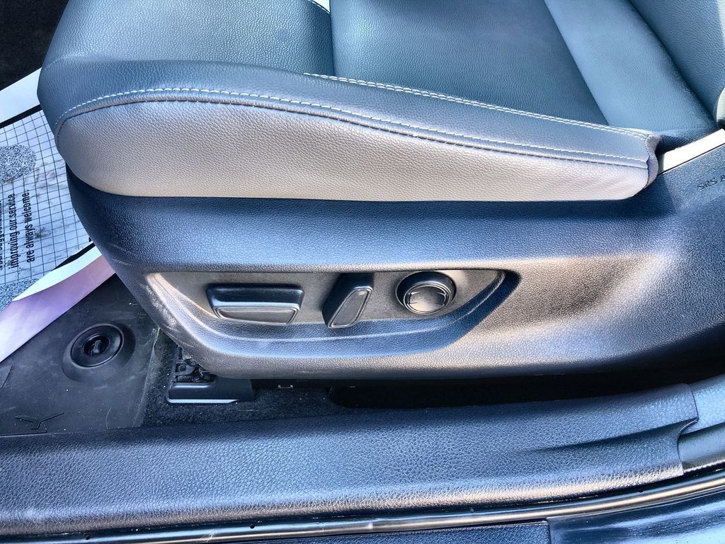 2025 Toyota Camry Hybrid