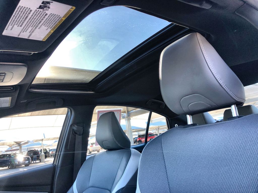 2025 Toyota Camry Hybrid