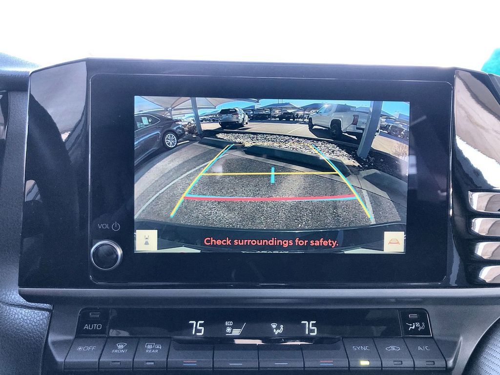 2025 Toyota Camry Hybrid