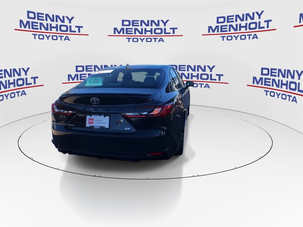 2025 Toyota Camry Hybrid