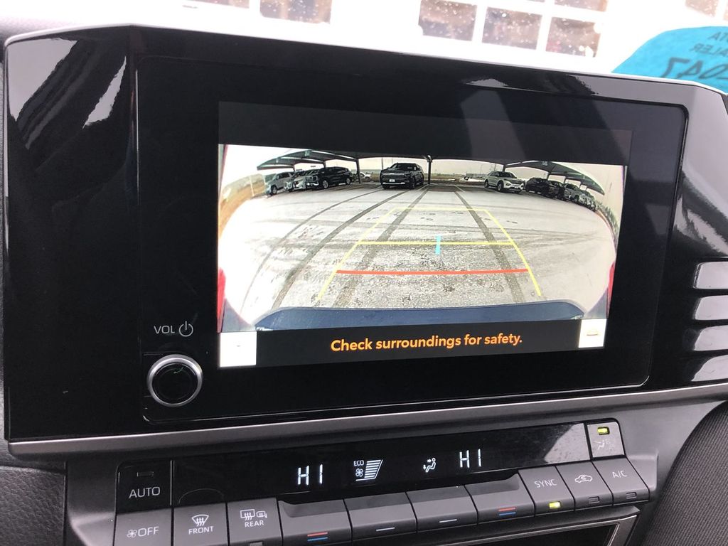 2025 Toyota Camry Hybrid