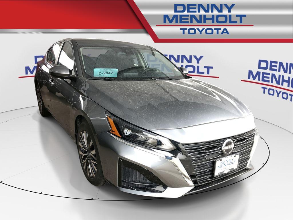 Used 2023 Nissan Altima 2.5 SV Cars